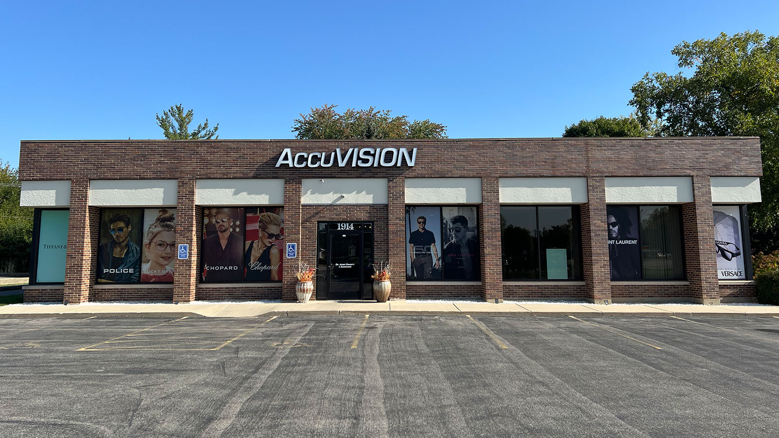 AccuVision: Eye Doctor in Gurnee — Optometry clinic in Mundelein, IL — photo 4